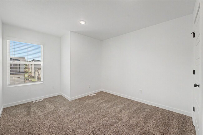 Building Photo - 890 Tennessee Ave