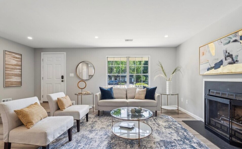 Building Photo - 13512 Apple Barrel Ct