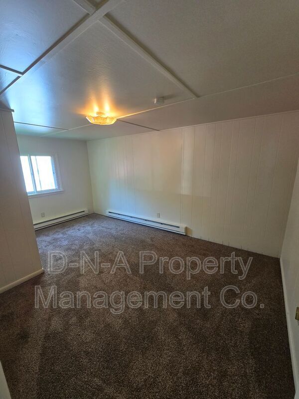 Building Photo - 119 Maggie Way