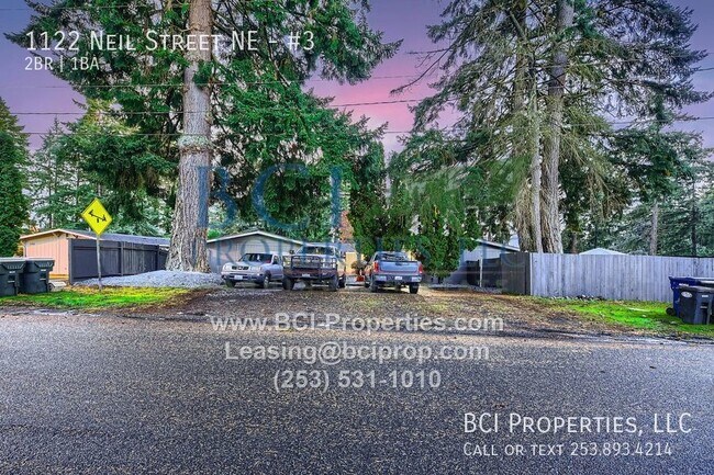 Building Photo - 1122 Neil St NE