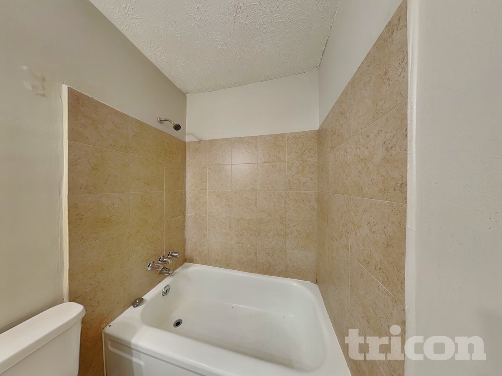 Building Photo - 103 Valley Rd