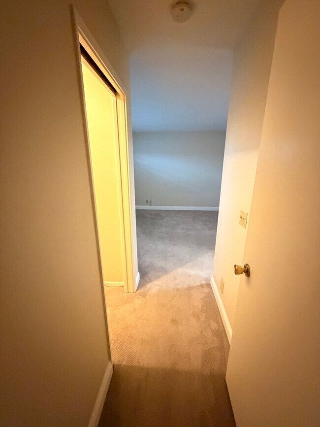 Building Photo - Beautiful 4 Bedroom 3 Bathroom La Palma House For Rent!