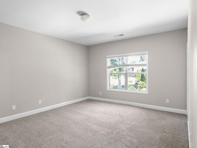 Building Photo - 108 Ariel Way
