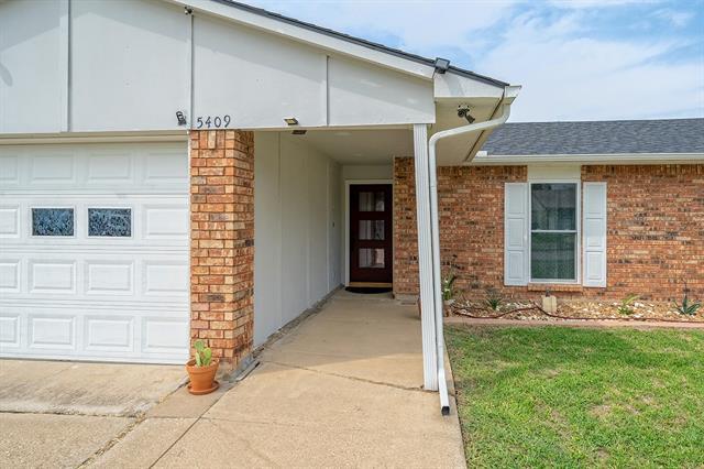 Building Photo - 5409 Slay Dr