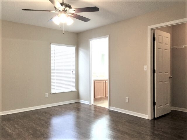 Building Photo - 107 Prairie Falcon Dr