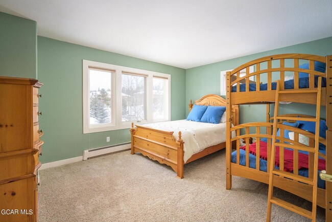 Building Photo - 508 Cranmer Ave