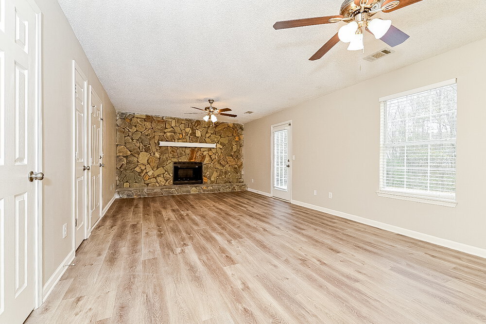 Building Photo - 1243 Shady Brook Ct