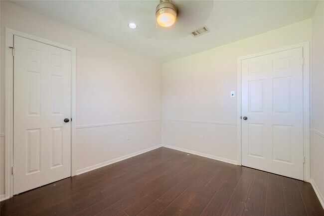 Building Photo - 16250 Camino Del Sol Dr