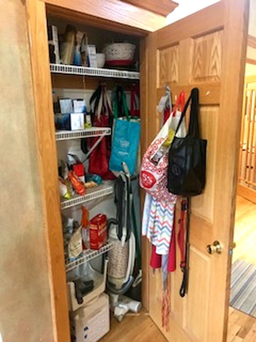 Pantry - 1843 W Waveland Ave