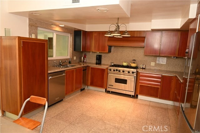 Building Photo - 4836 Swinton Ave