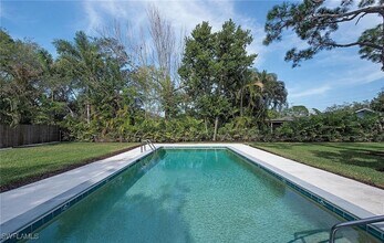 Building Photo - 1281 Diana Ave