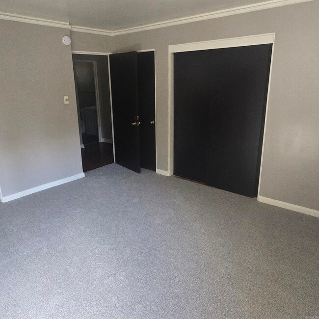 Building Photo - 32 Belmont Dr