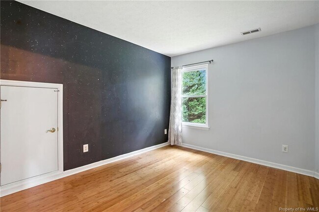 Building Photo - 4241 Teakwood Dr