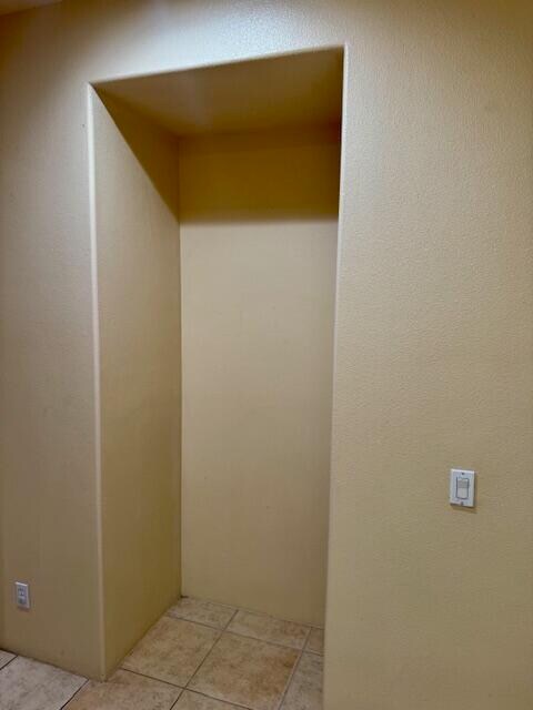 Building Photo - 47497 Lagoon Ct