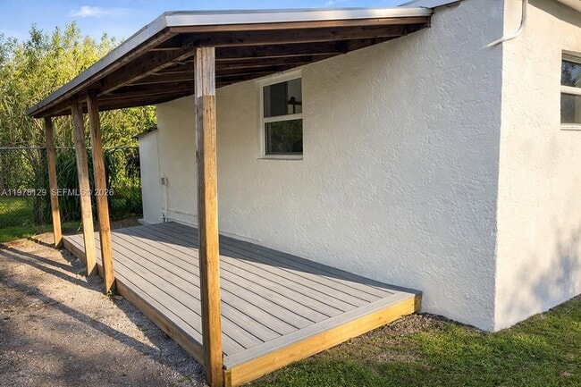 Building Photo - 25235 SW 187th Ave