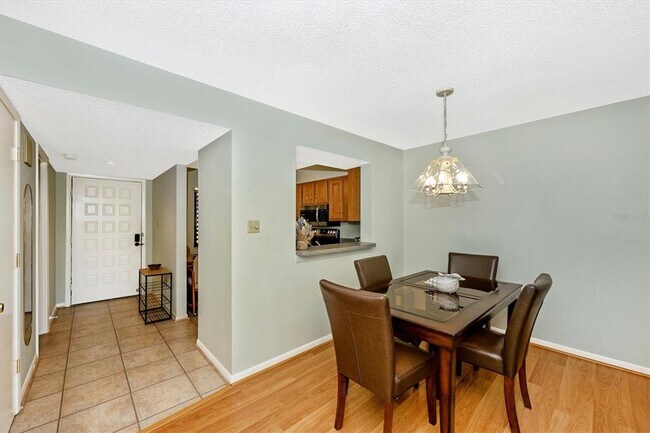 Building Photo - 5219 Lake Village Dr