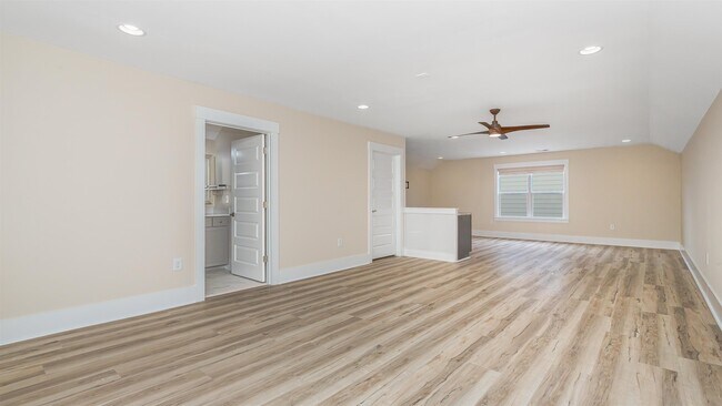 Building Photo - 7129 Spoleto Dr