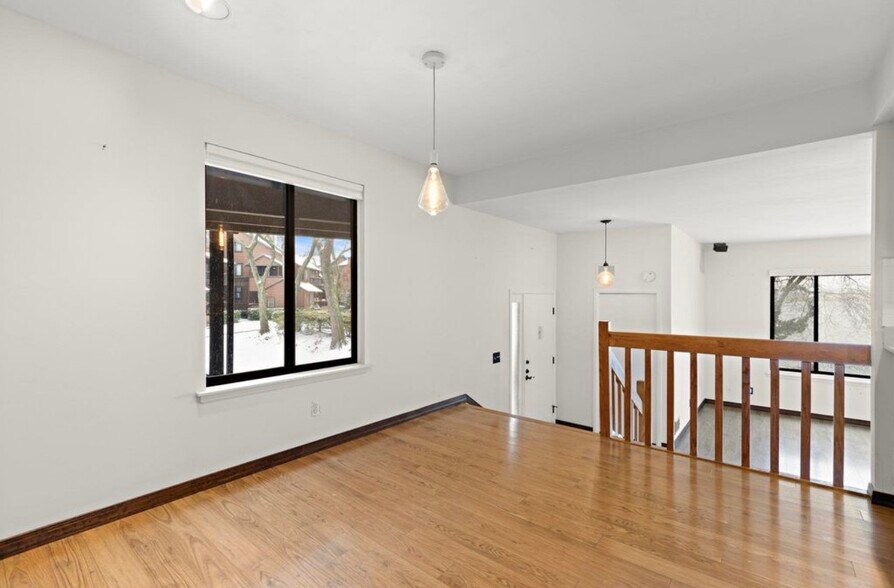 Building Photo - 228 Sandcastle