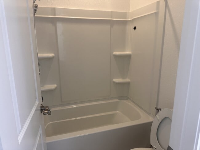 Building Photo - 16172 Abernathy Ct