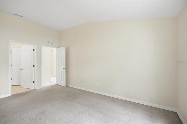 Building Photo - 166 Plainview Dr