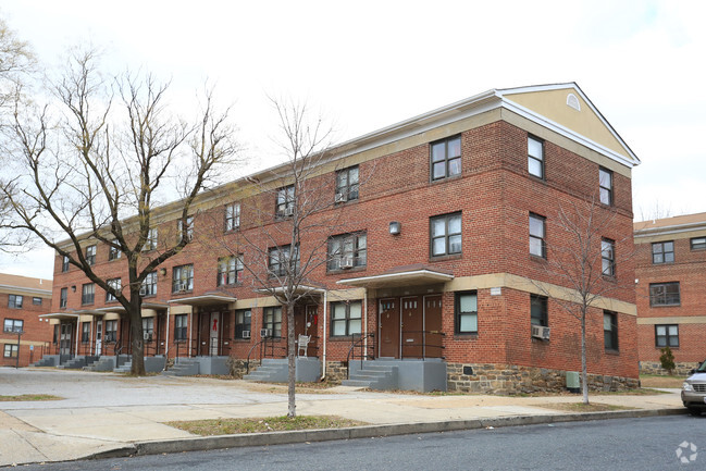 Building Photo - Gilmor Homes