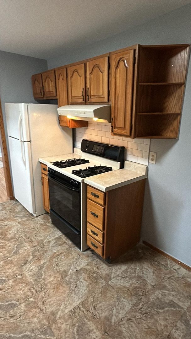 Building Photo - 3 Bed 1 Bath Single Family Home in Gary!