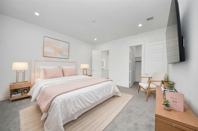 Building Photo - 4608 Coke St