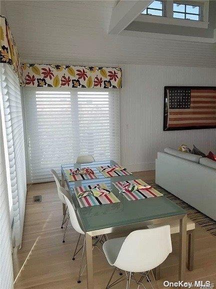 Building Photo - 10 Captree Island