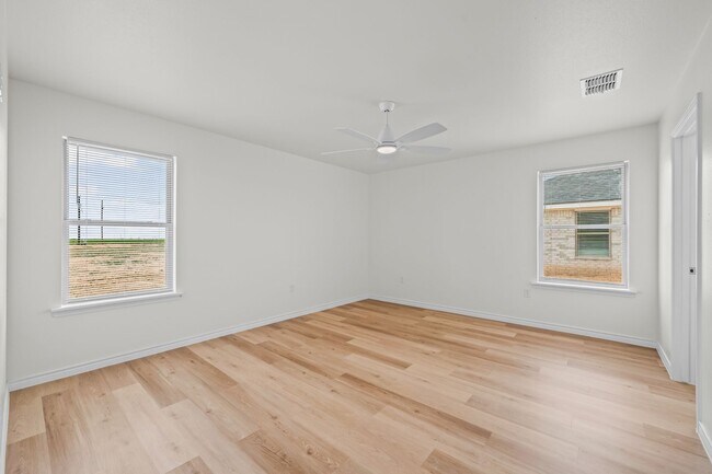Building Photo - New Construction Home In Idalou ISD!