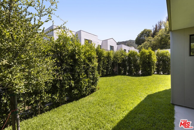 Building Photo - 3657 Regal Pl