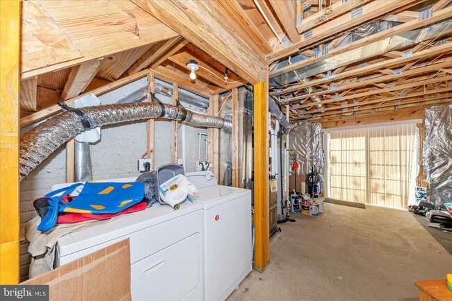 Building Photo - 1812 Reading Ct