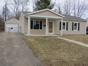 Building Photo - 2664 Shelly Dr