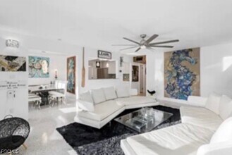 Building Photo - 2710 McGregor Blvd