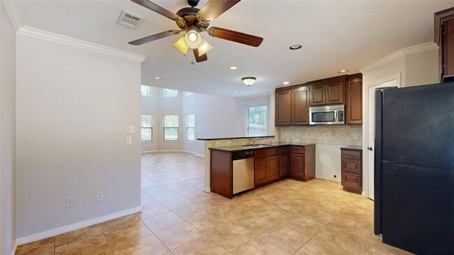 Building Photo - 454 Chimney Hill Dr