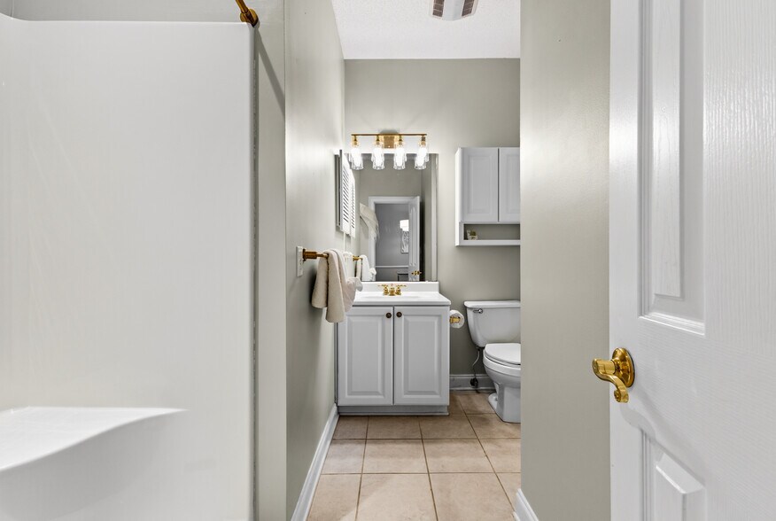 Building Photo - 4627 Wild Iris Dr