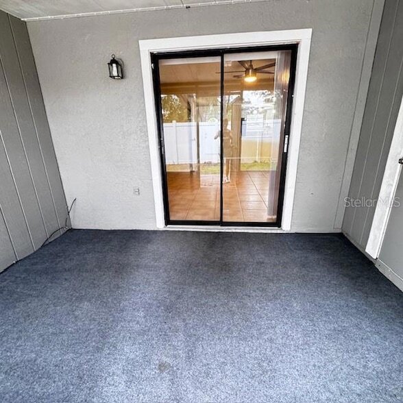 Building Photo - 10128 Lake Oak Cir