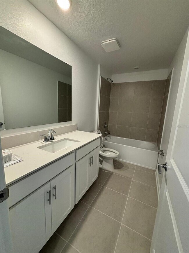 Building Photo - 1857 Fulfillment Dr