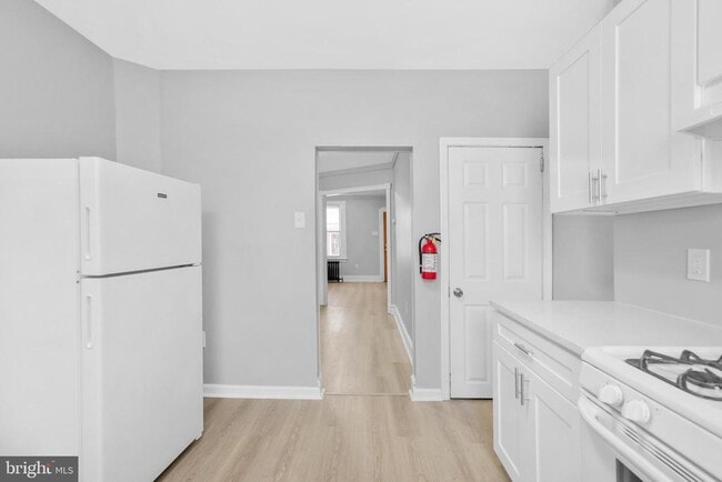 Building Photo - 5249 Delancey St