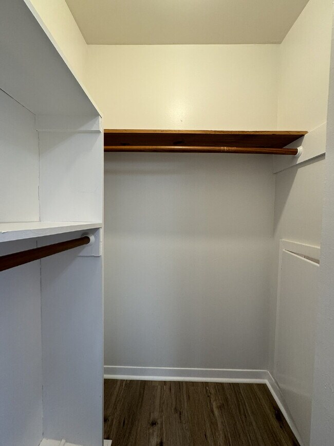 Building Photo - Effortless living at its finest in Conroe....