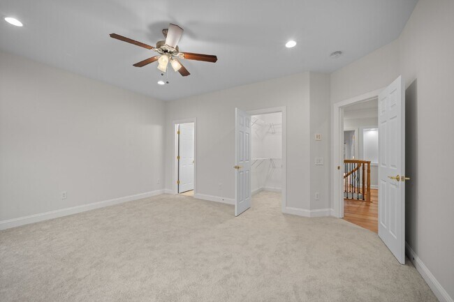 Building Photo - 27556 Paddock Trail Pl