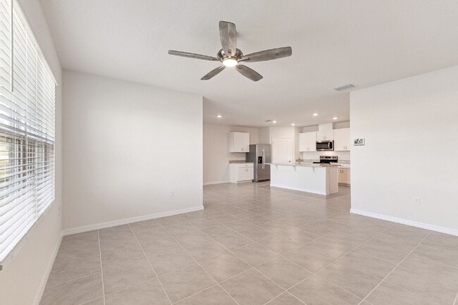 Building Photo - Brand New 4-Bed Waterfront Retreat in New Smyrna Beach