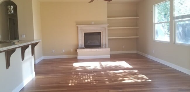Building Photo - 3626 Azure Dr