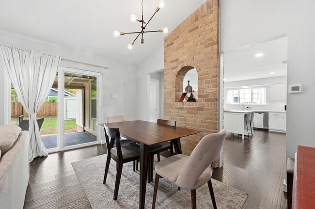 Building Photo - 6307 Tara Dr