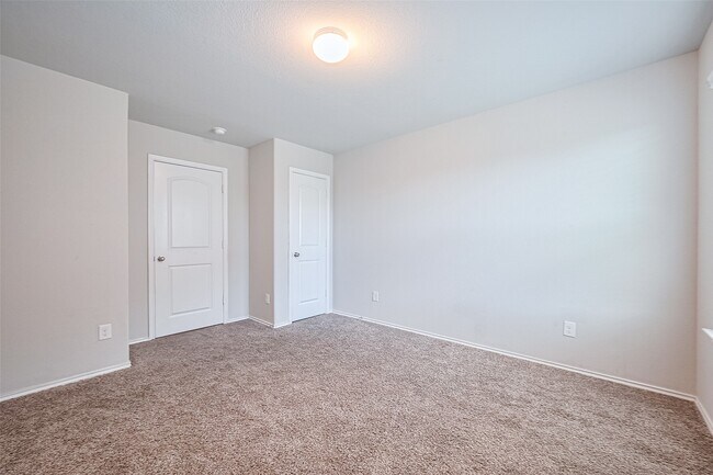 Building Photo - 21018 Whitehaven Bluff Trail