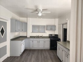 Building Photo - 1406 Schuylkill Ave