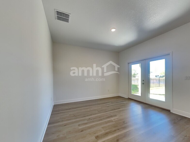 Building Photo - 6387 Atlantic Bch Ave