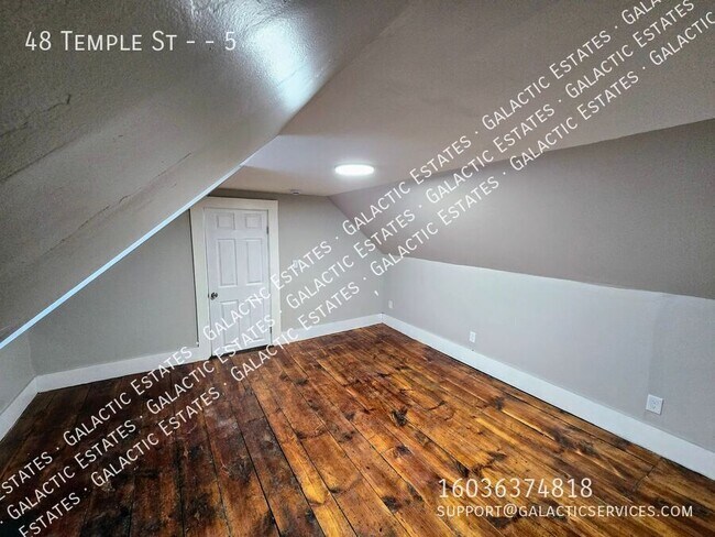 Building Photo - 48 Temple St