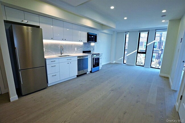 Building Photo - 41-26 44th St