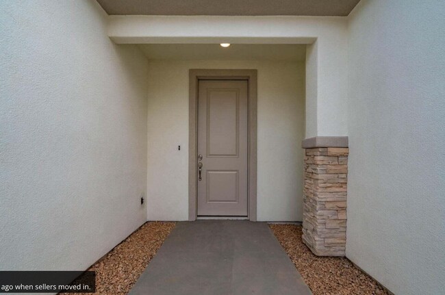 Building Photo - 527 N 550 W