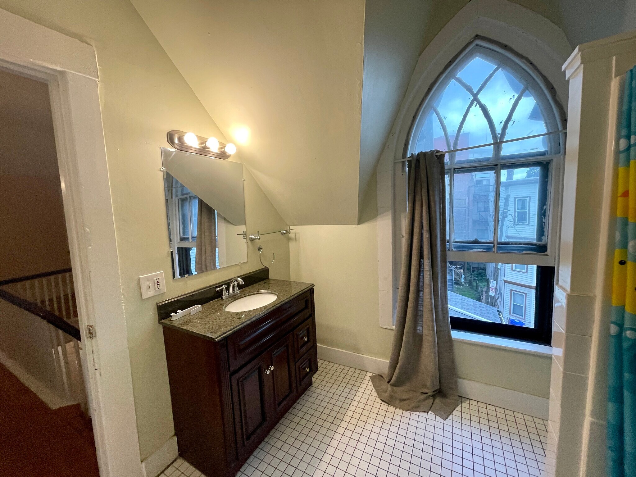 Building Photo - 139 Hillside St